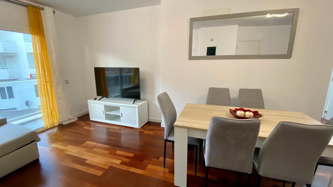 Piso Agradable, Confort Y Relax.. Excelente Para Tu Descanso คอร์ราเลโฮ ภายนอก รูปภาพ