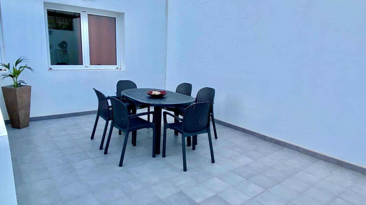 Piso Agradable, Confort Y Relax.. Excelente Para Tu Descanso คอร์ราเลโฮ ภายนอก รูปภาพ