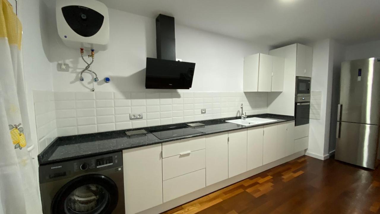 Piso Agradable, Confort Y Relax.. Excelente Para Tu Descanso คอร์ราเลโฮ ภายนอก รูปภาพ