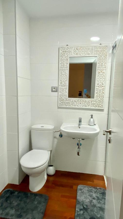 Piso Agradable, Confort Y Relax.. Excelente Para Tu Descanso คอร์ราเลโฮ ภายนอก รูปภาพ