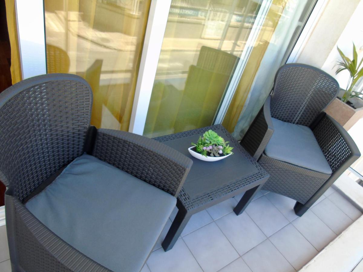 Piso Agradable, Confort Y Relax.. Excelente Para Tu Descanso คอร์ราเลโฮ ภายนอก รูปภาพ