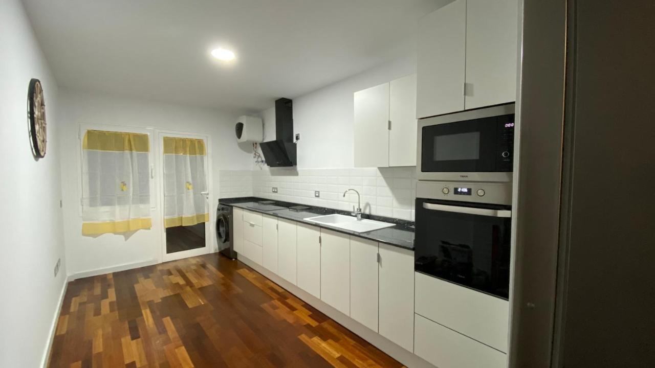 Piso Agradable, Confort Y Relax.. Excelente Para Tu Descanso คอร์ราเลโฮ ภายนอก รูปภาพ