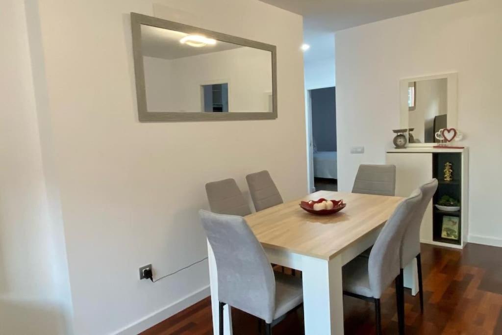 Piso Agradable, Confort Y Relax.. Excelente Para Tu Descanso คอร์ราเลโฮ ภายนอก รูปภาพ